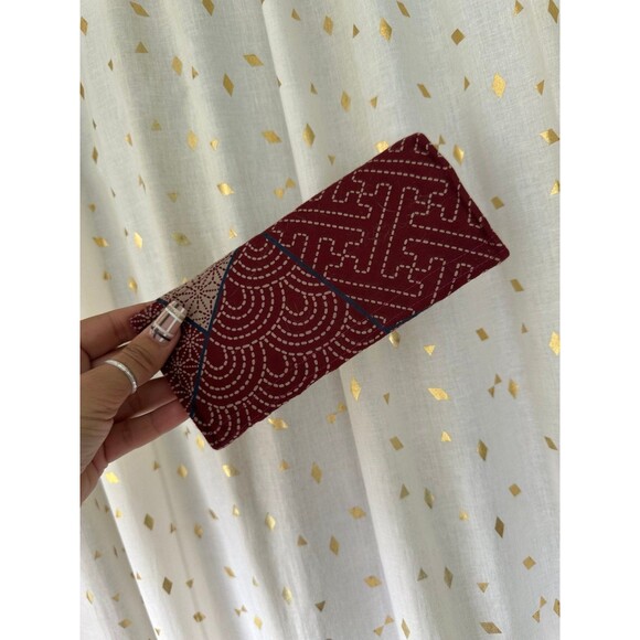 Handmade Handcraft By Mitzie Asian Inspired Hook Loop Rectangle Wallet - Picture 3 of 7